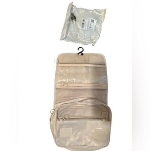 Travel Organizer Bags Set of 8 with Hanging Organizer and Packing Cubes New